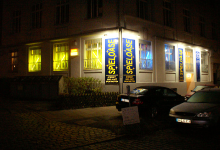 Hamburg , Kombination Spielhalle / Internet / Spiele / Cafe
