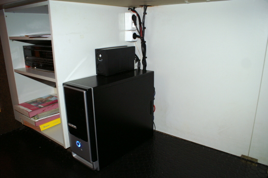 Server / USV 